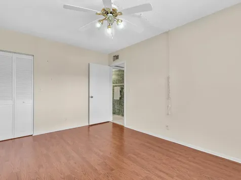 2420 NW 22nd Avenue Delray Beach FL 33445