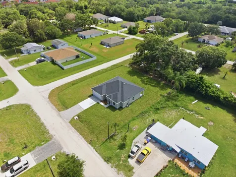 8780 92nd Avenue Vero Beach FL 32967