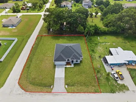 8780 92nd Avenue Vero Beach FL 32967
