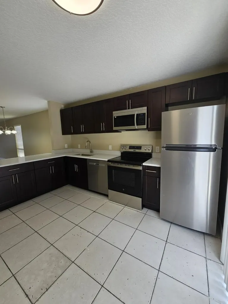 4876 Orleans Court Haverhill FL 33415