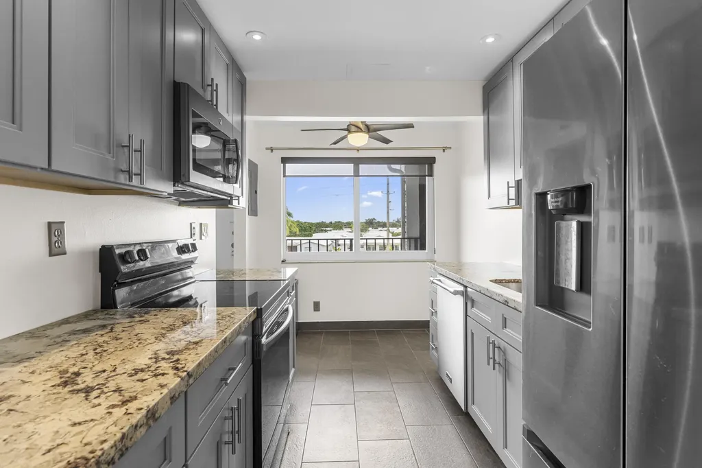 8105 NW 61st Street Tamarac FL 33321