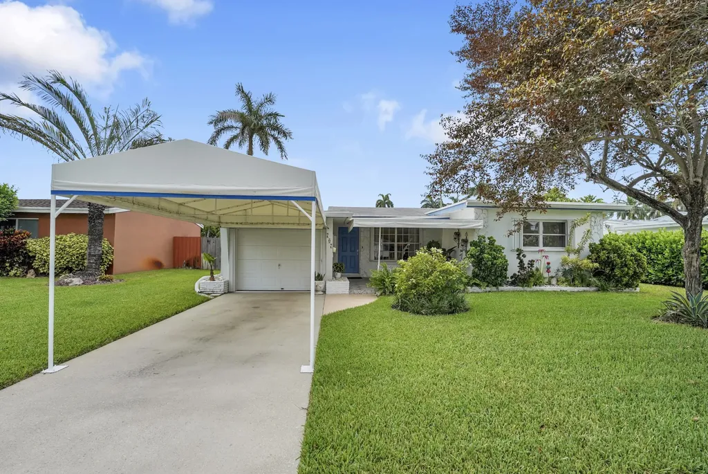 707 N 32nd Avenue Hollywood FL 33021