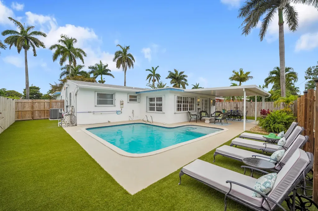707 N 32nd Avenue Hollywood FL 33021