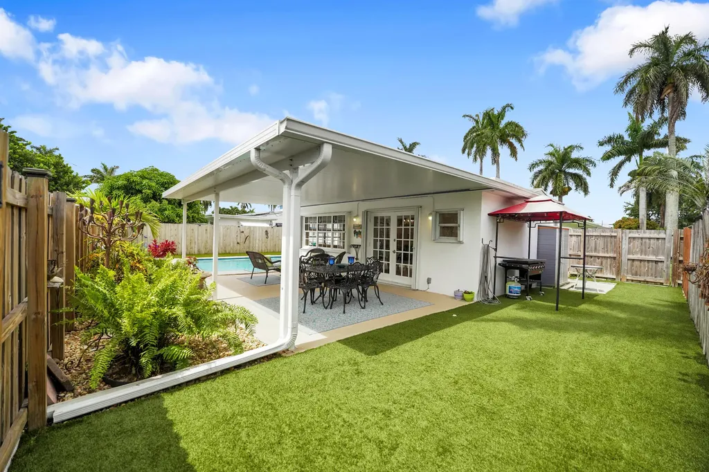 707 N 32nd Avenue Hollywood FL 33021