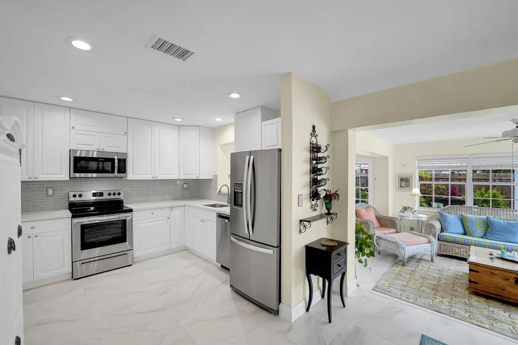 707 N 32nd Avenue Hollywood FL 33021