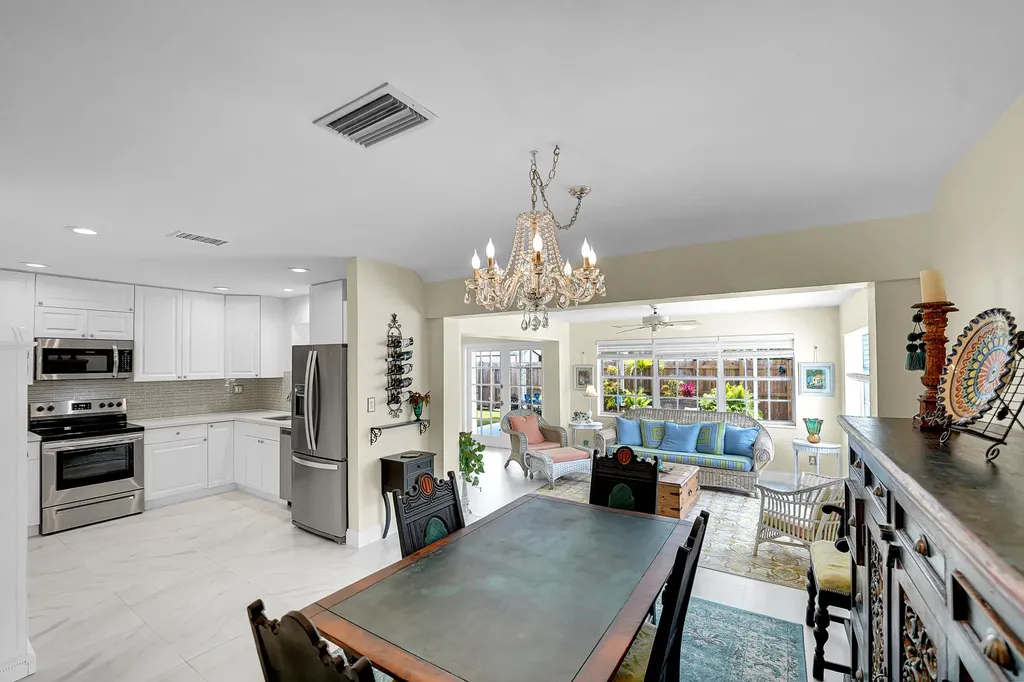 707 N 32nd Avenue Hollywood FL 33021