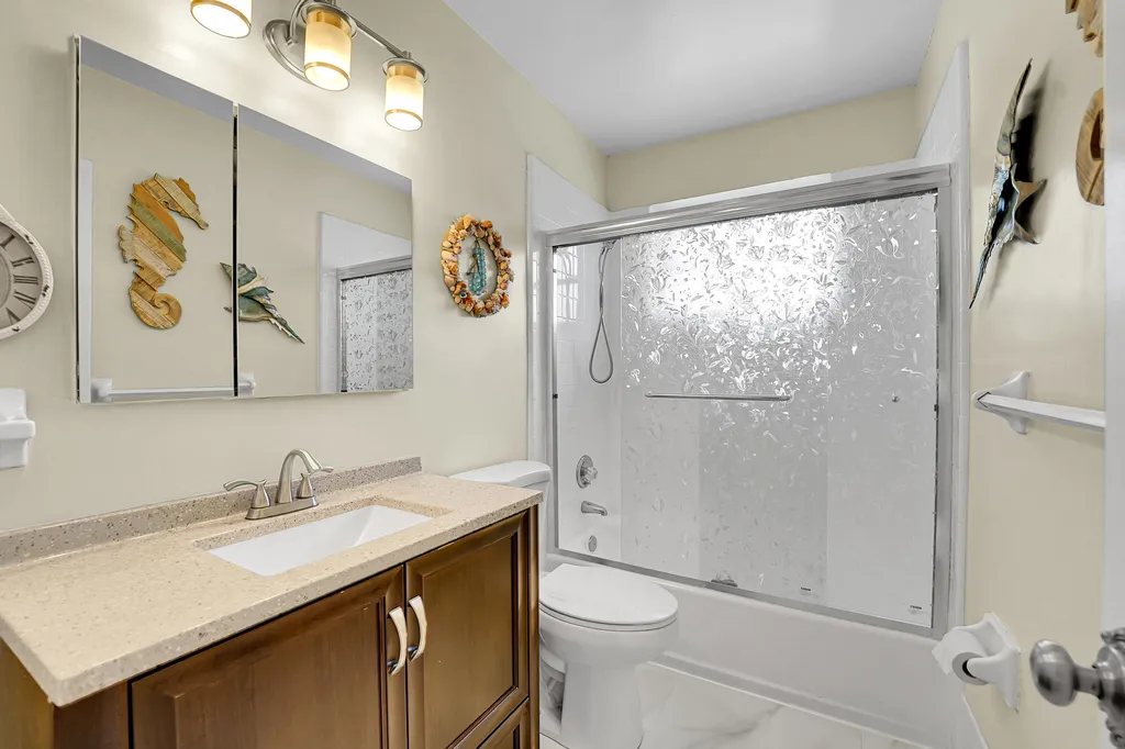 707 N 32nd Avenue Hollywood FL 33021