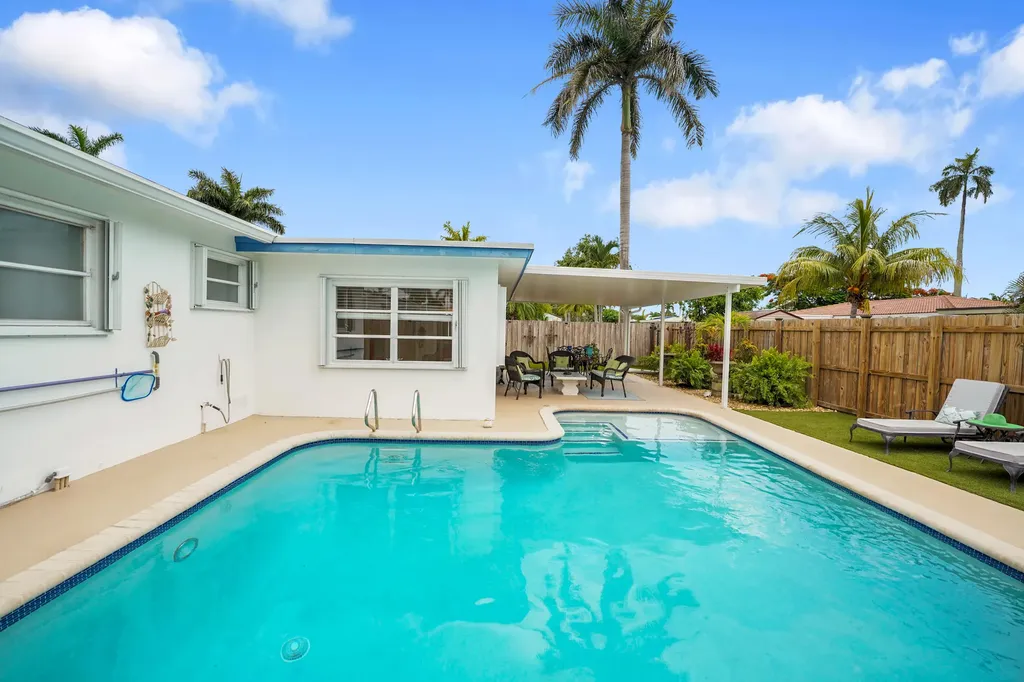 707 N 32nd Avenue Hollywood FL 33021