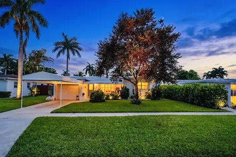 707 N 32nd Avenue Hollywood FL 33021