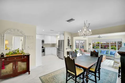 707 N 32nd Avenue Hollywood FL 33021