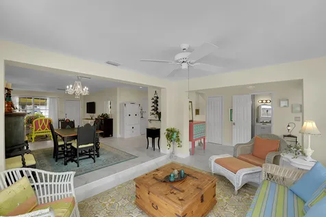 707 N 32nd Avenue Hollywood FL 33021