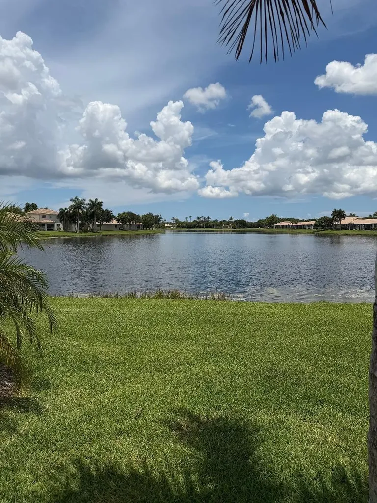 2332 Curley Cut Royal Palm Beach FL 33411