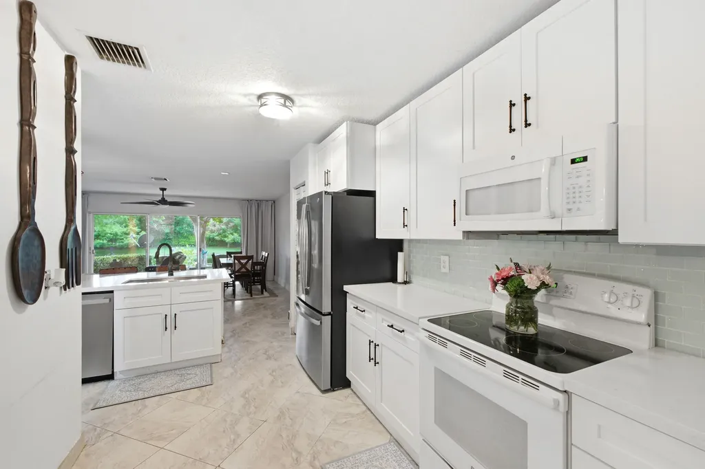 10158 Royal Palm Boulevard Coral Springs FL 33065
