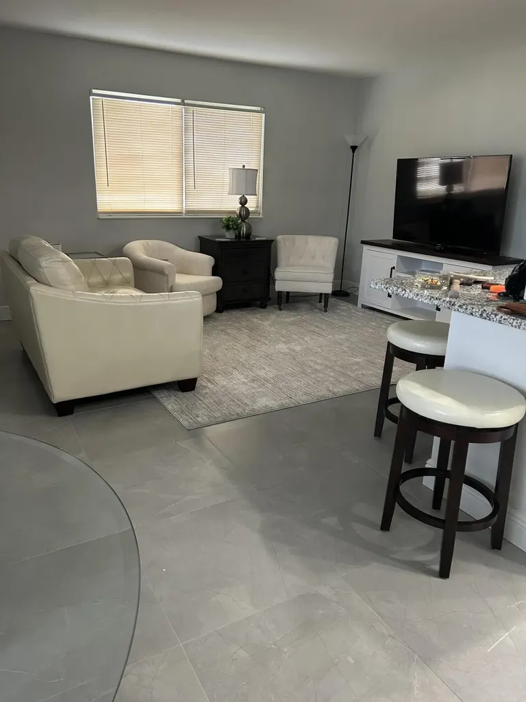 746 Flanders N Delray Beach FL 33484