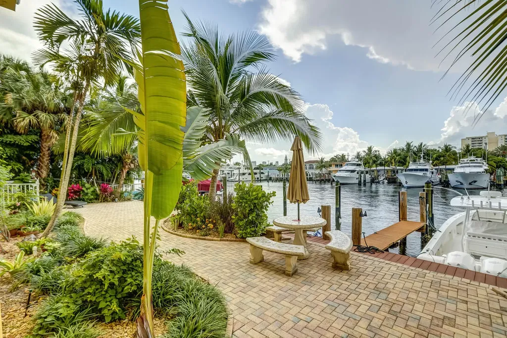 815 Middle River Drive Fort Lauderdale FL 33304