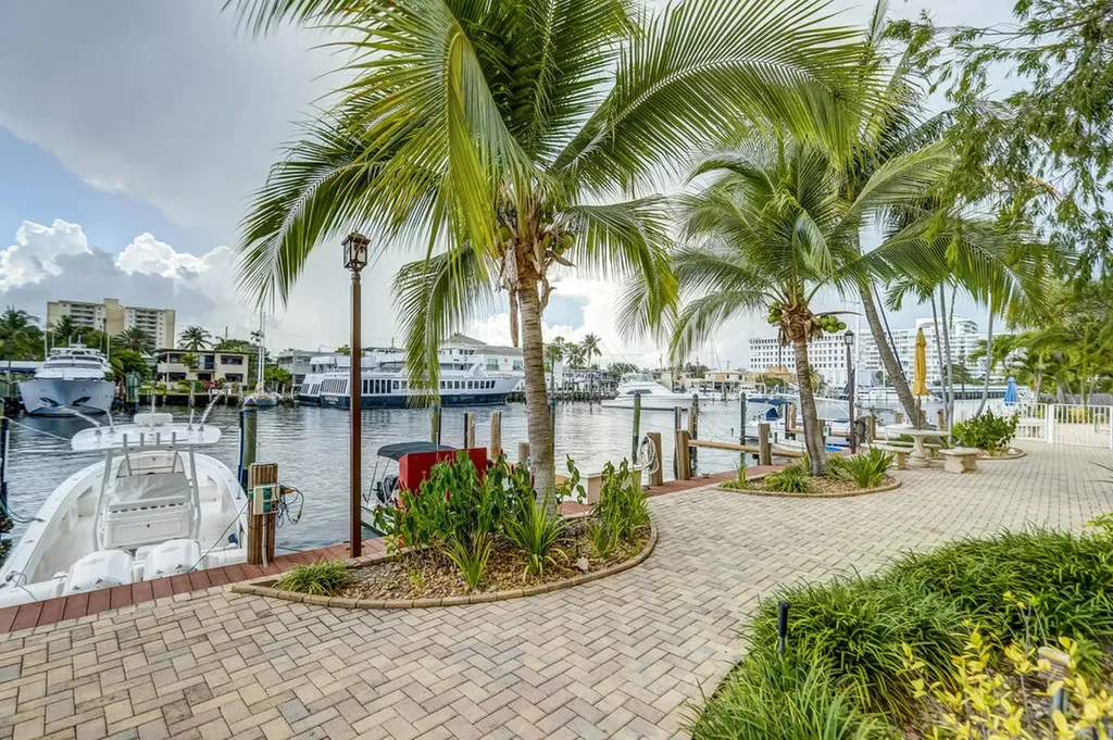 815 Middle River Drive Fort Lauderdale FL 33304