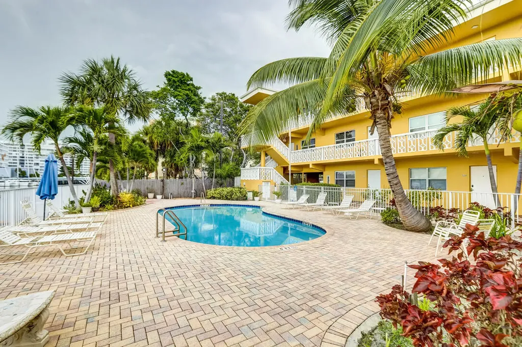 815 Middle River Drive Fort Lauderdale FL 33304