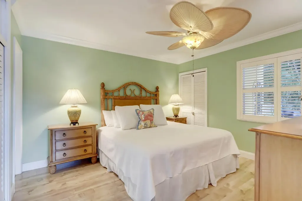 815 Middle River Drive Fort Lauderdale FL 33304