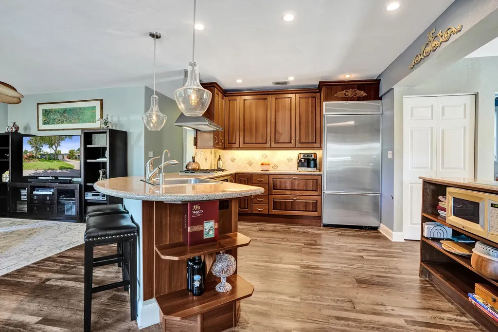 4781 NE 16th Avenue Oakland Park FL 33334