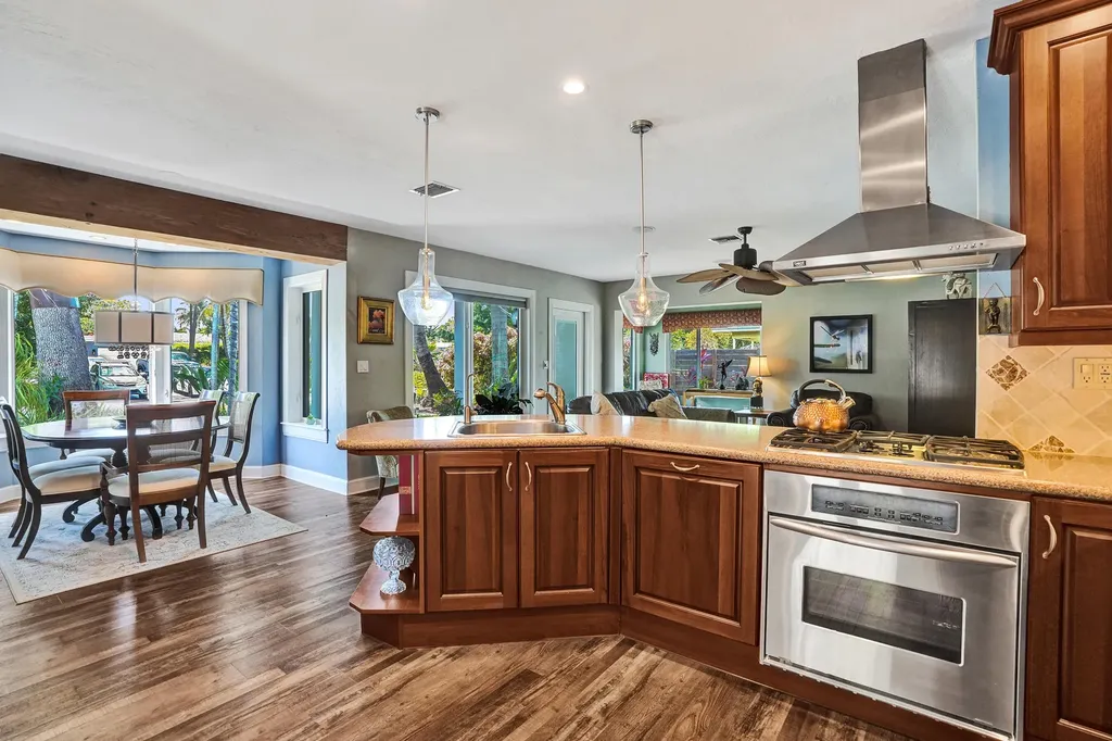 4781 NE 16th Avenue Oakland Park FL 33334