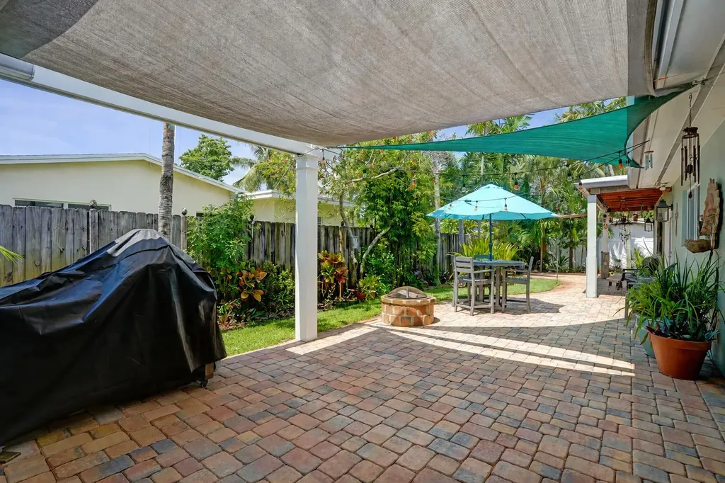 4781 NE 16th Avenue Oakland Park FL 33334