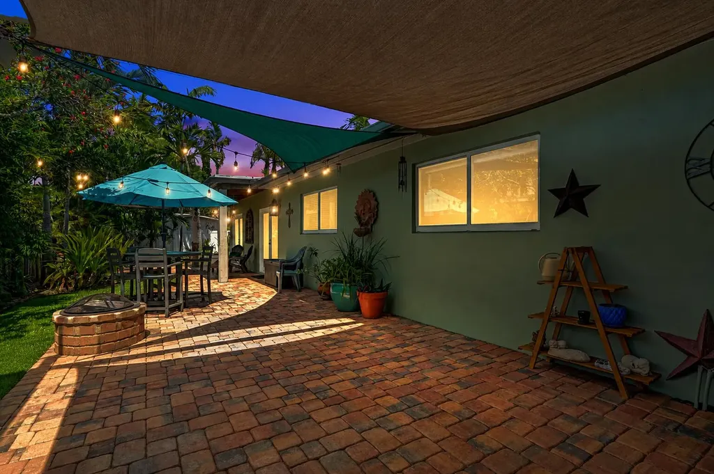 4781 NE 16th Avenue Oakland Park FL 33334