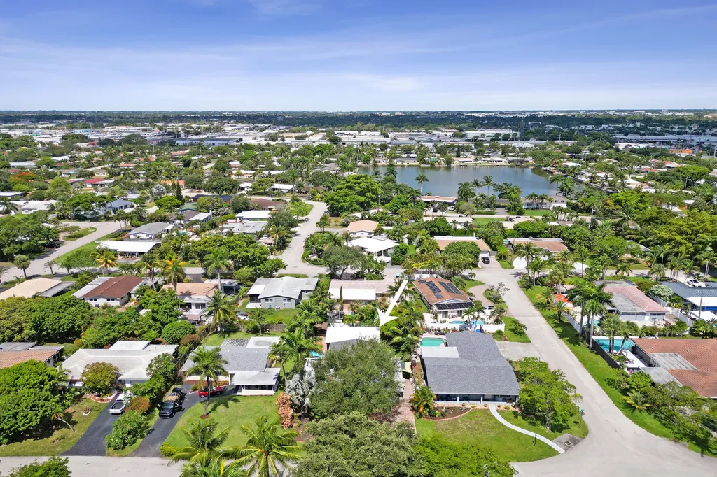 4781 NE 16th Avenue Oakland Park FL 33334