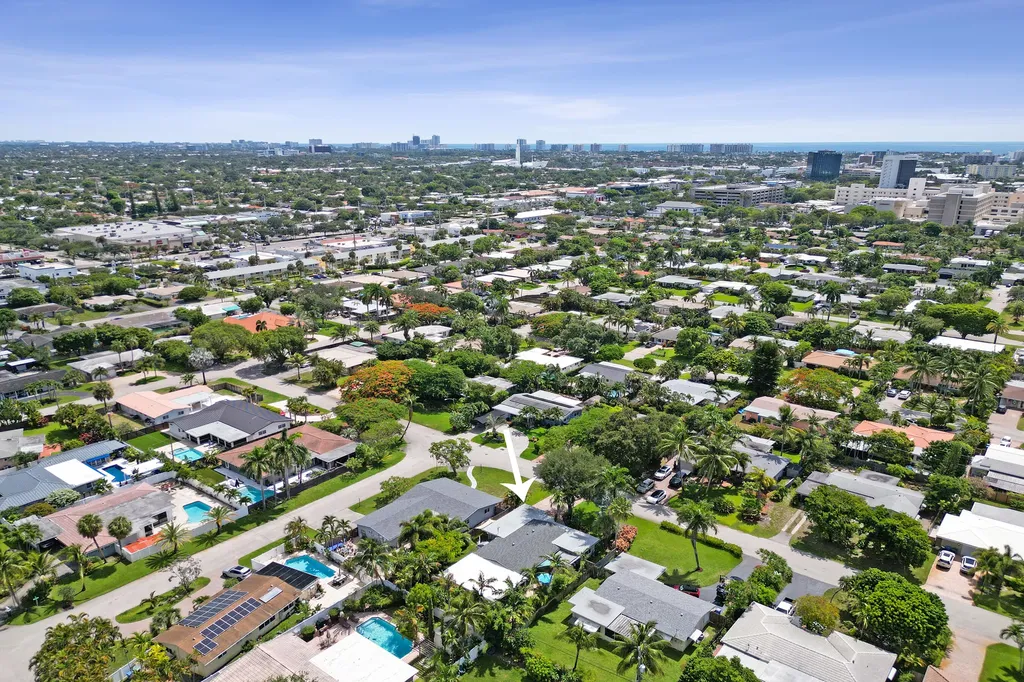 4781 NE 16th Avenue Oakland Park FL 33334