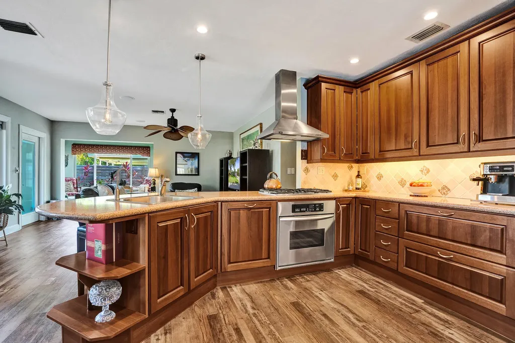 4781 NE 16th Avenue Oakland Park FL 33334