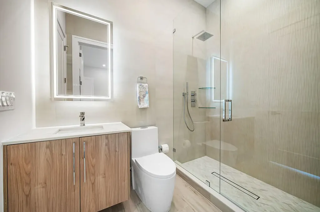 239 NE 11th Street Delray Beach FL 33444
