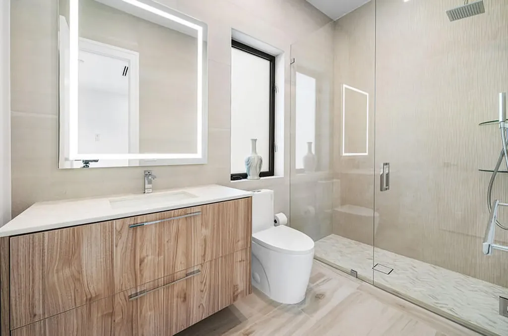 239 NE 11th Street Delray Beach FL 33444