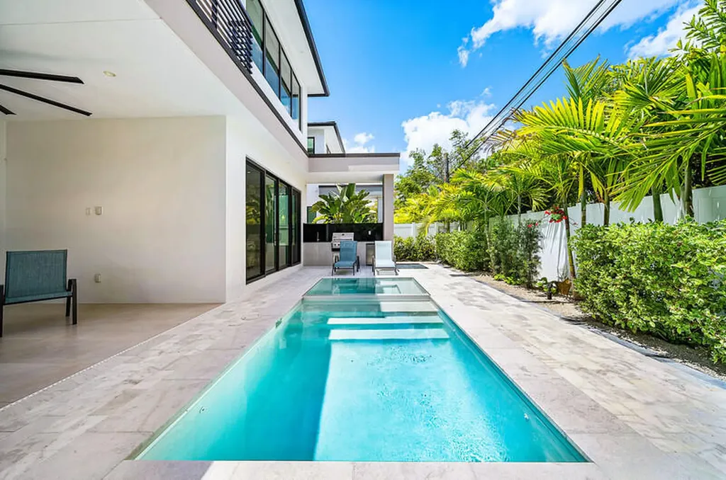 239 NE 11th Street Delray Beach FL 33444