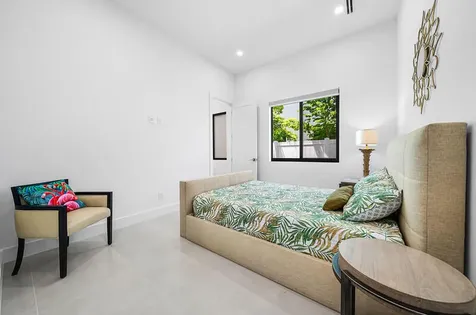 239 NE 11th Street Delray Beach FL 33444