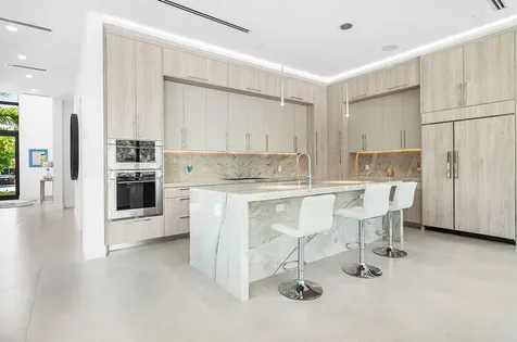 239 NE 11th Street Delray Beach FL 33444