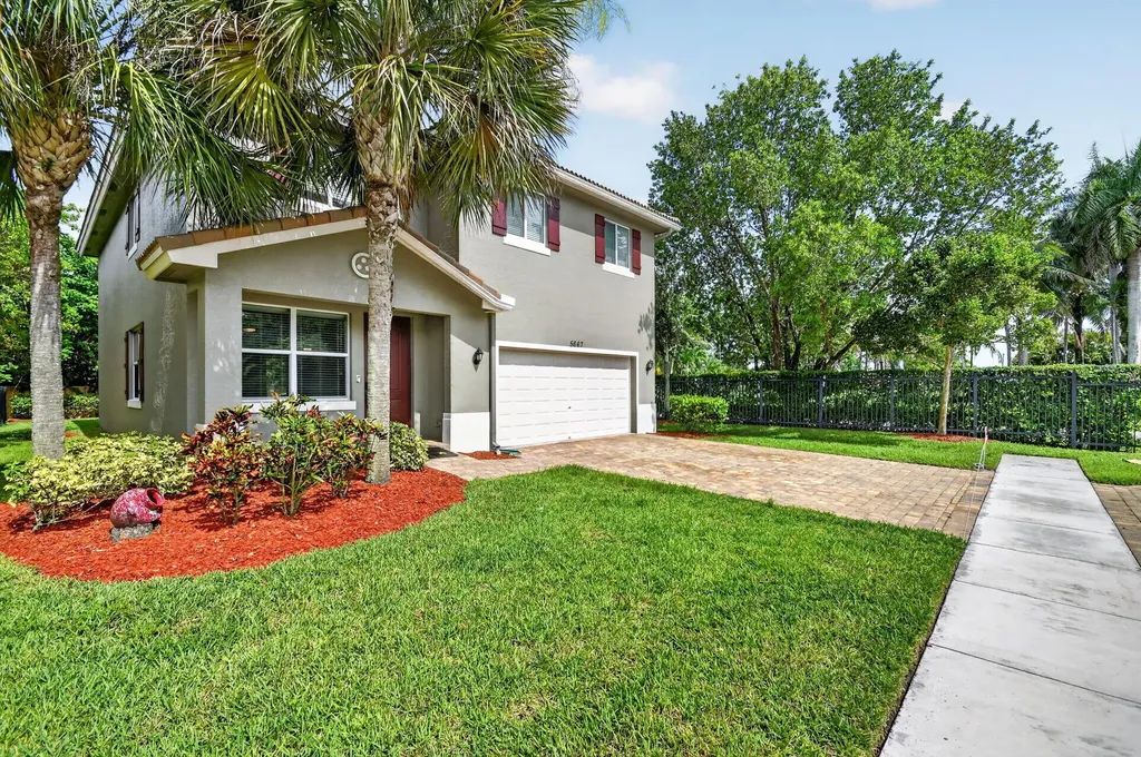 5667 Caranday Palm Drive Greenacres FL 33463