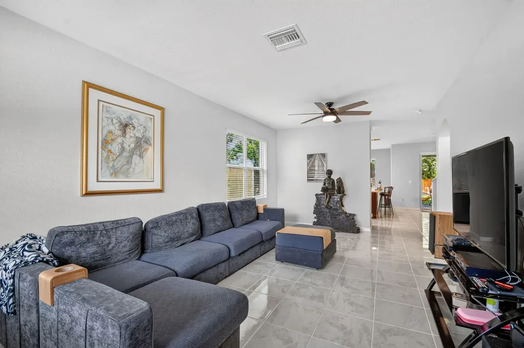 5667 Caranday Palm Drive Greenacres FL 33463