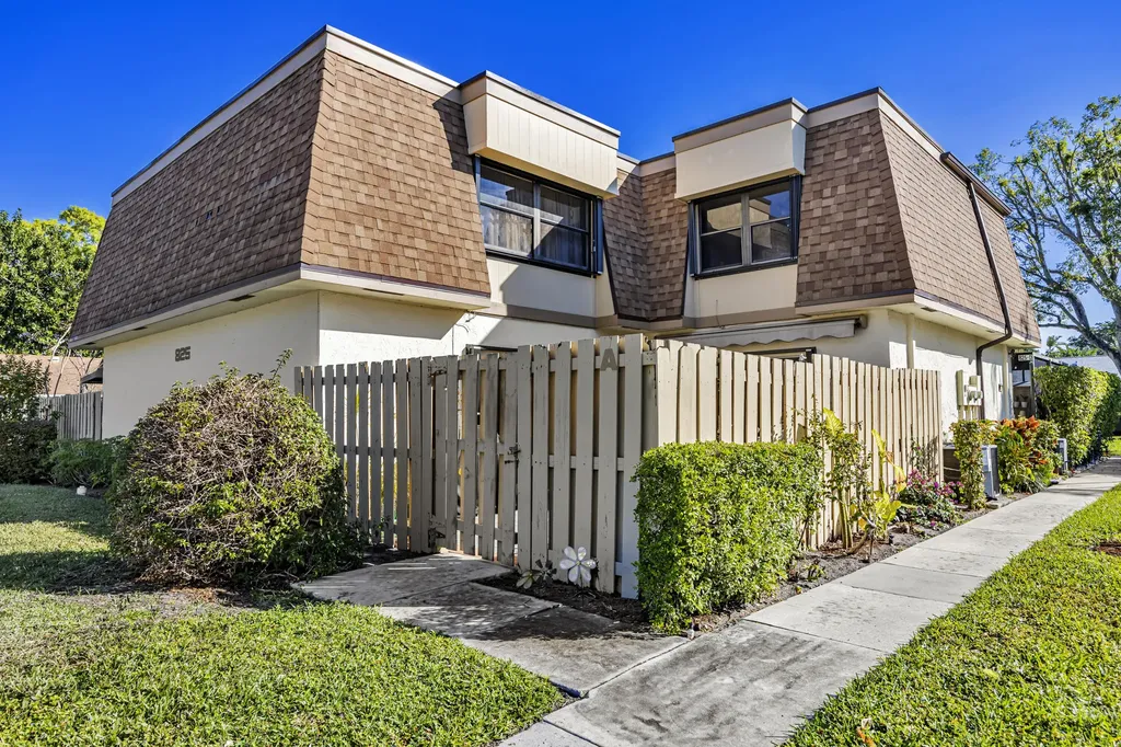 825 NW 30th Avenue Delray Beach FL 33445