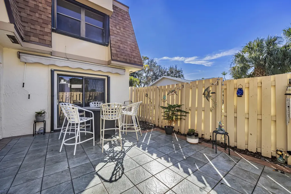 825 NW 30th Avenue Delray Beach FL 33445