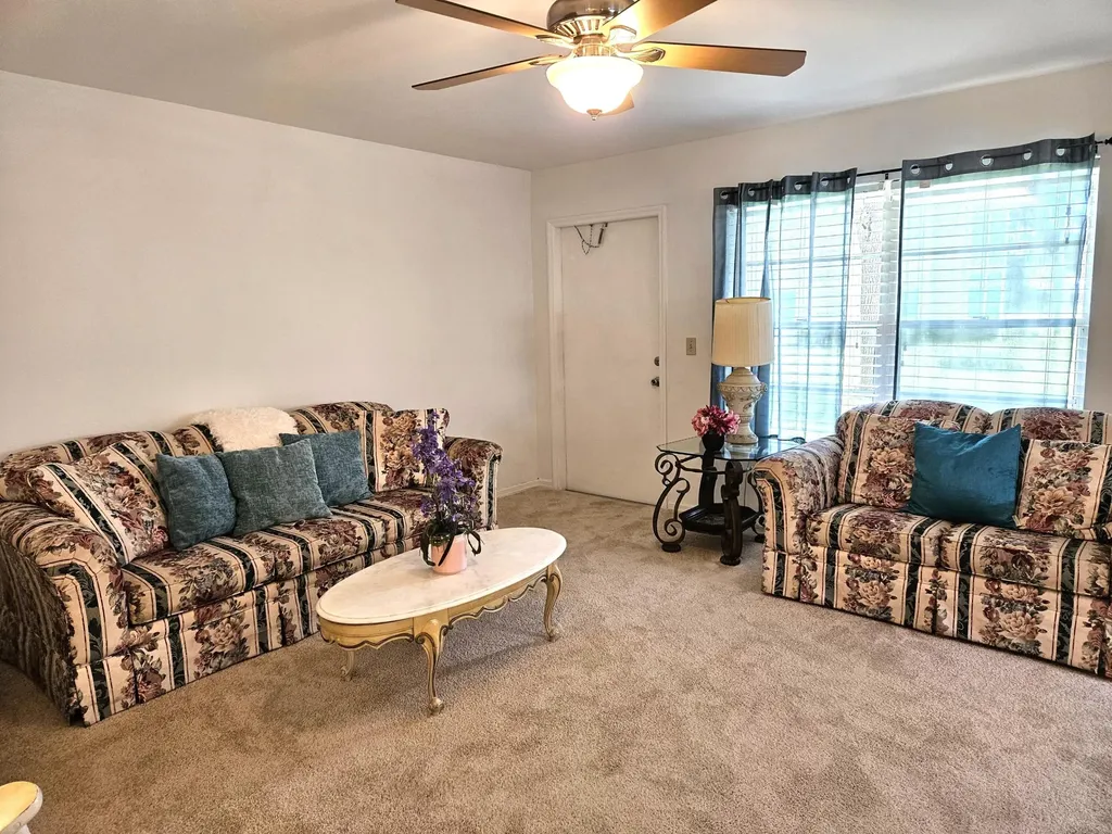 31 Pine Arbor Lane Vero Beach FL 32962