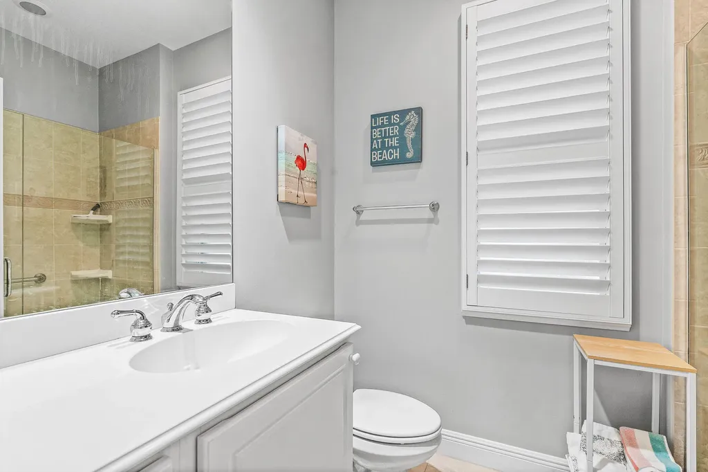 224 Oak Hammock Circle SW Vero Beach FL 32962
