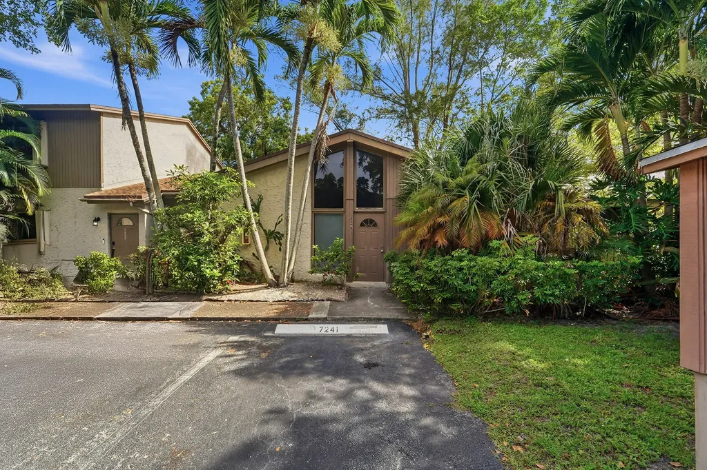 7241 W Sunrise Boulevard Plantation FL 33313