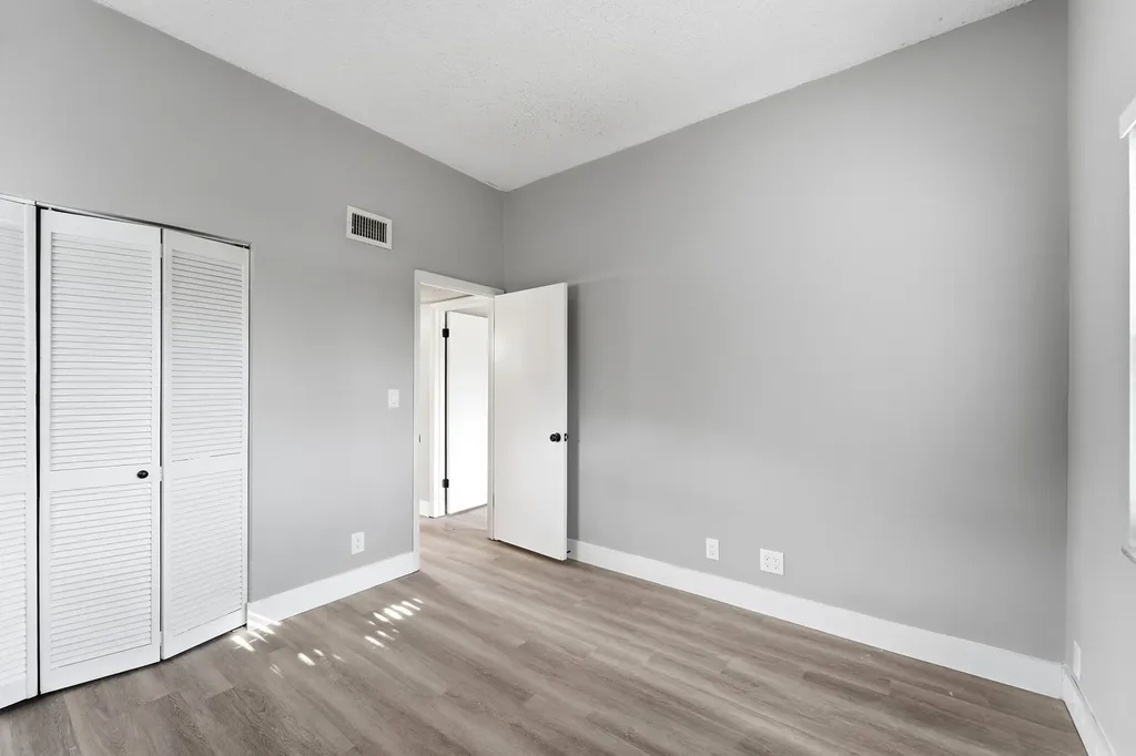7241 W Sunrise Boulevard Plantation FL 33313