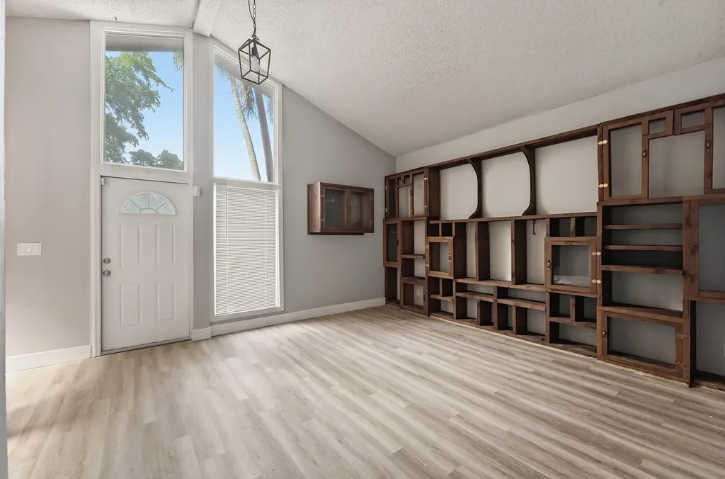 7241 W Sunrise Boulevard Plantation FL 33313