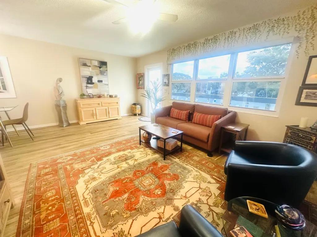 2157 Cambridge G Deerfield Beach FL 33442