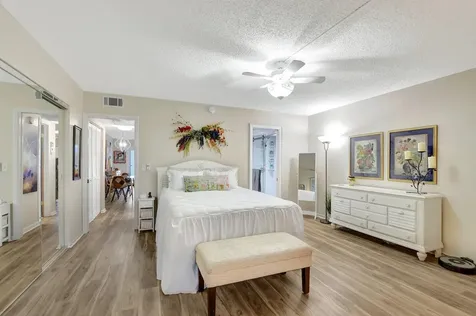 2157 Cambridge G Deerfield Beach FL 33442