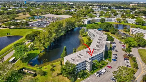 2157 Cambridge G Deerfield Beach FL 33442