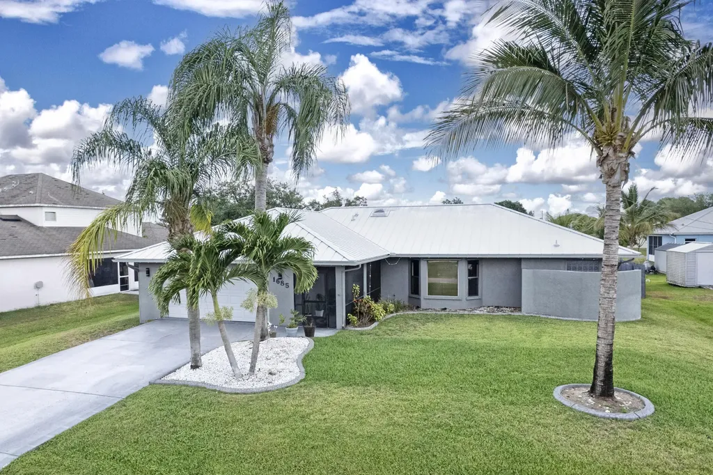 1685 SW Schleicher Lane Port St Lucie FL 34984