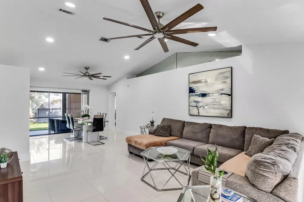 1685 SW Schleicher Lane Port St Lucie FL 34984