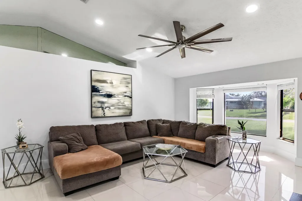 1685 SW Schleicher Lane Port St Lucie FL 34984