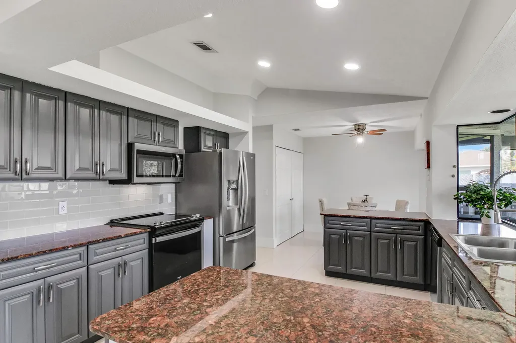1685 SW Schleicher Lane Port St Lucie FL 34984
